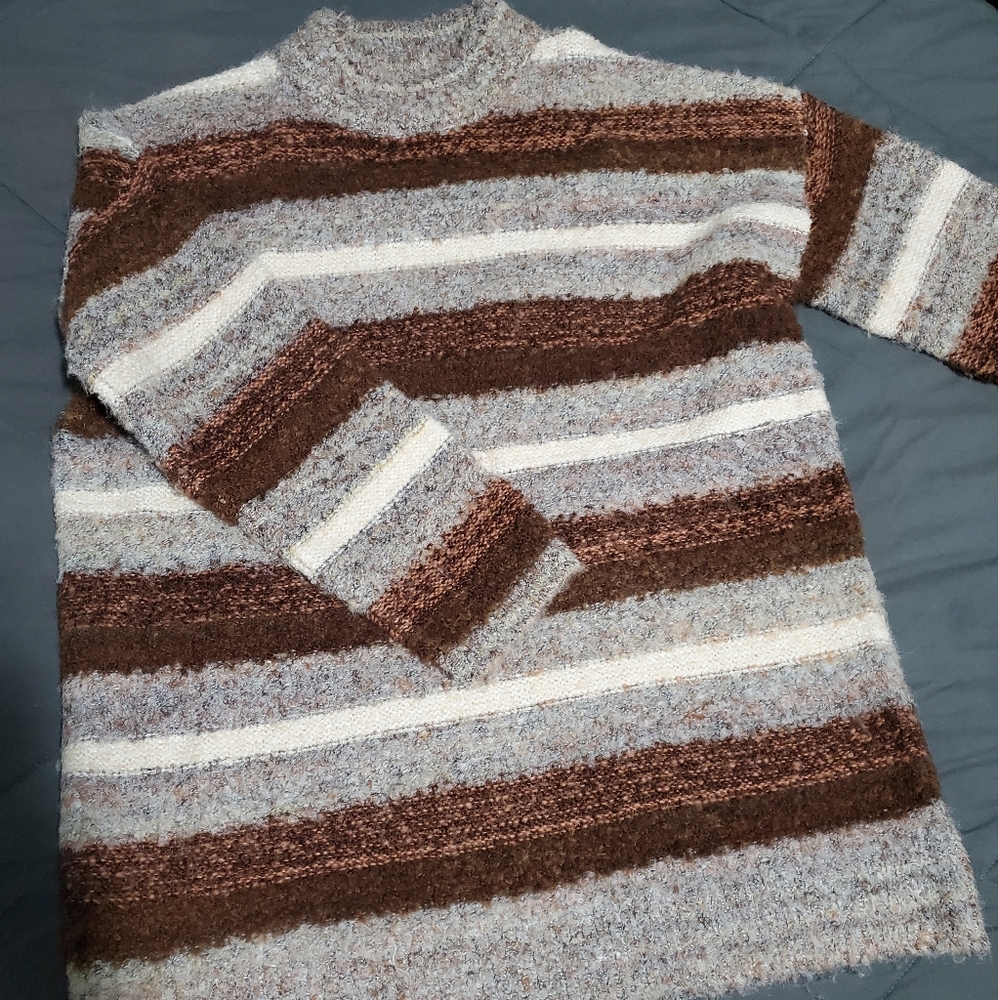 Universal Threads Oversized Sweater